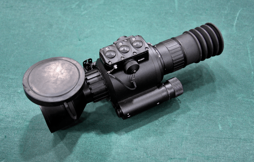 A thermal imaging scope